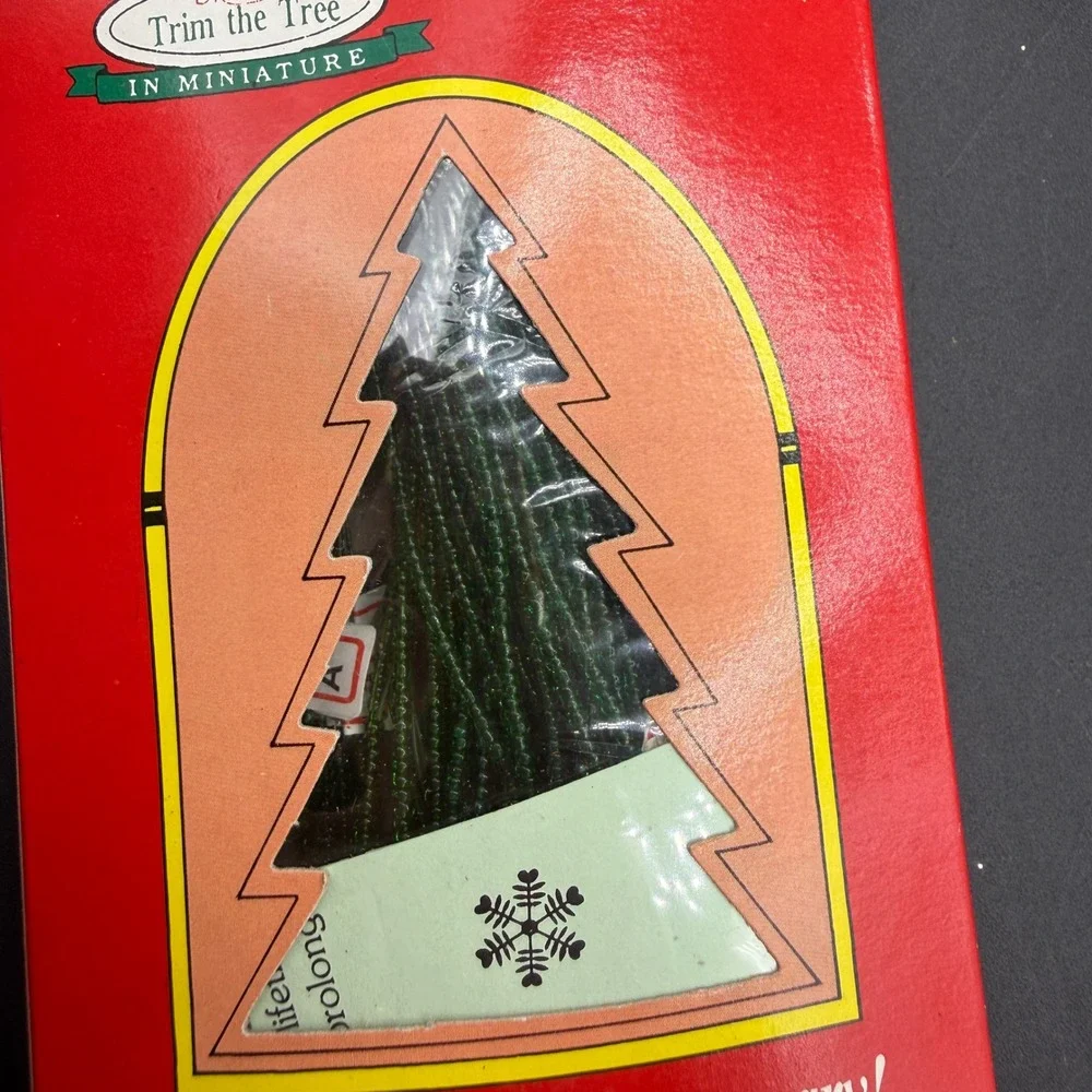 Vintage Westrim Crafts MiniTree Miniature Christmas Craft Kit Beaded Glass Dome